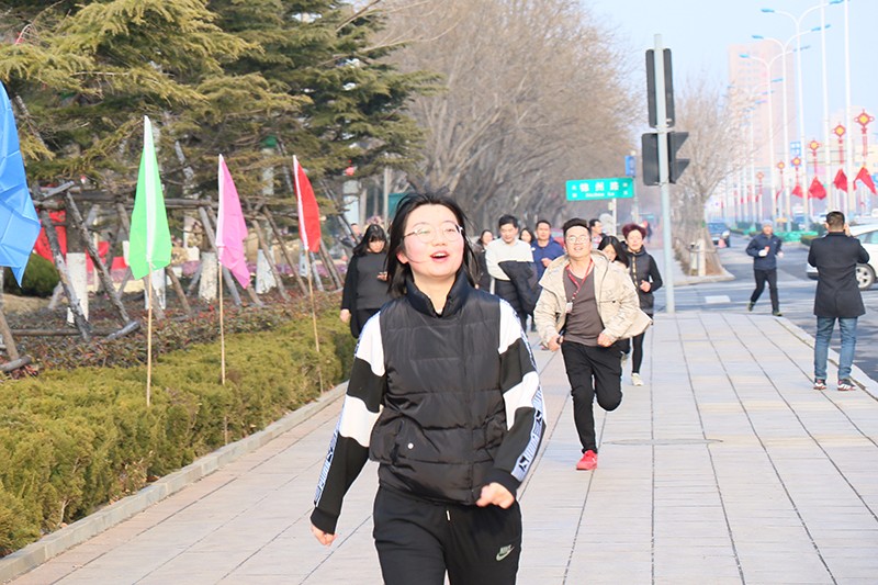 聯(lián)橋集團(tuán)2019春季越野賽燃情開(kāi)賽(圖30)