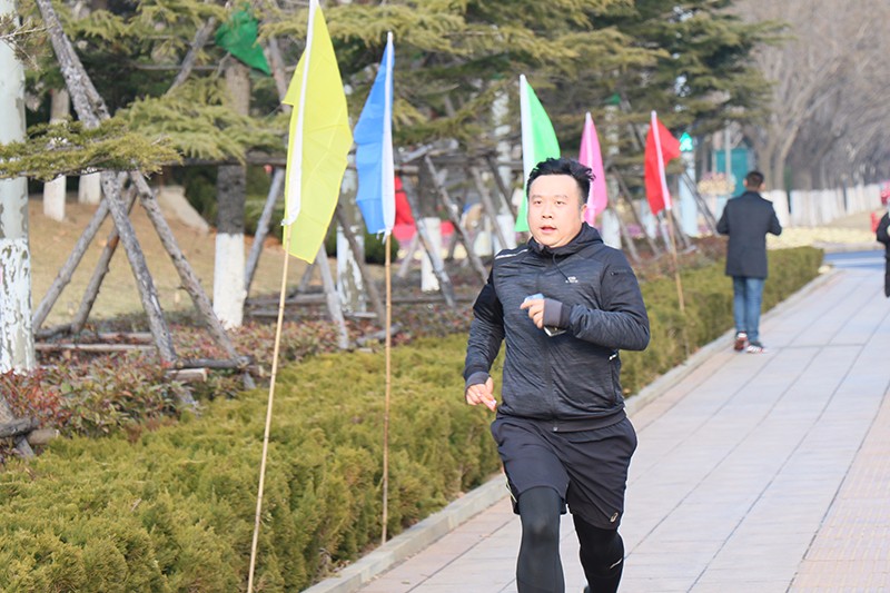 聯(lián)橋集團(tuán)2019春季越野賽燃情開(kāi)賽(圖38)